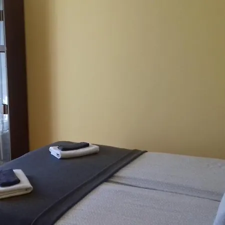 Sorompo Apartman 公寓 *